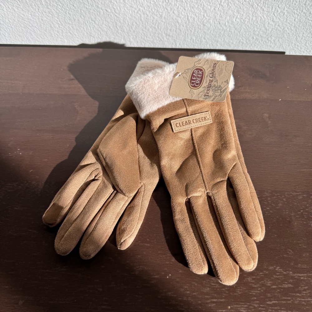 Clear Creek Faux Suede Texting Gloves — One Size